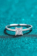 925 Sterling Silver Moissanite Solitaire Ring - Ladyez