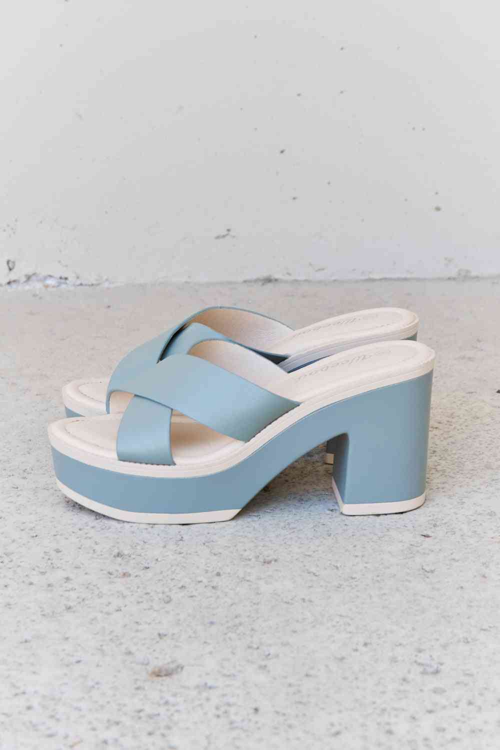 Weeboo Cherish The Moments Contrast Platform Sandals in Misty Blue - Ladyez