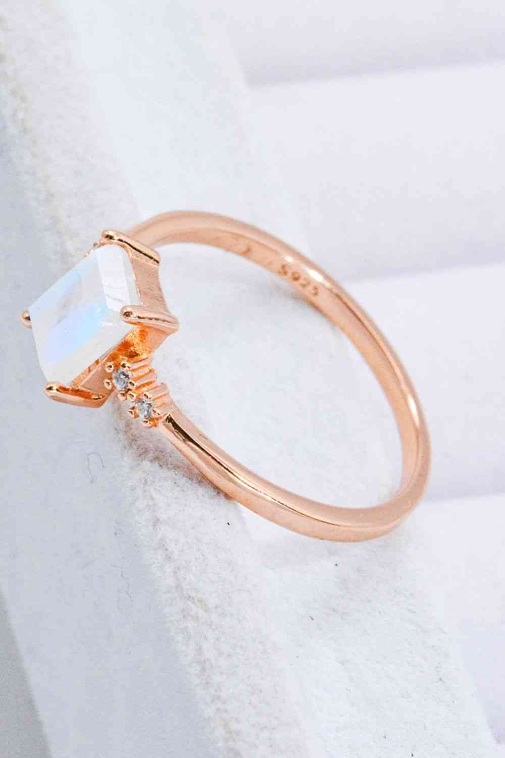 Rectangle Natural Moonstone Ring - Ladyez