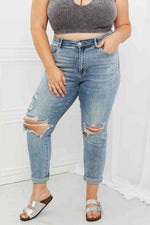 Judy Blue Malia Full Size Mid Rise Boyfriend Jeans - Ladyez