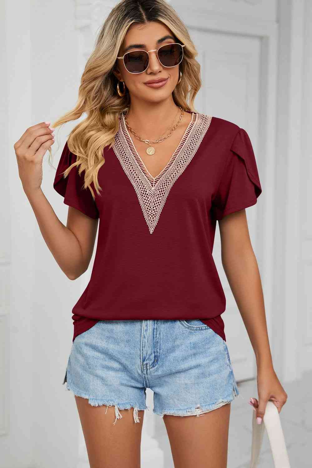 Contrast Trim Petal Sleeve V-Neck Top - Ladyez