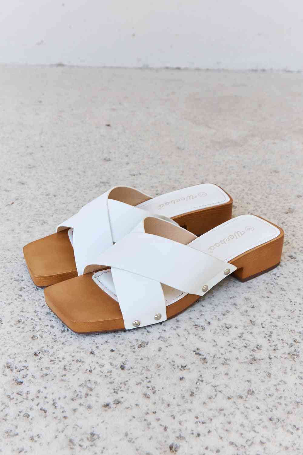 Weeboo Step Into Summer Criss Cross Wooden Clog Mule in White - Ladyez