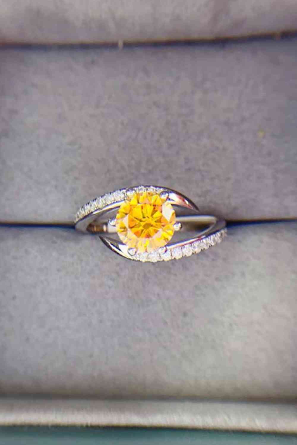 1 Carat Moissanite 925 Sterling Silver Ring - Ladyez