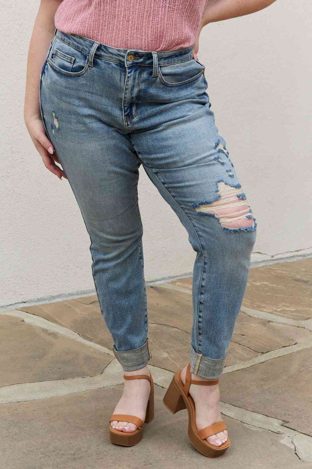 Judy Blue Macy Full Size Mid Rise Boyfriend Jeans - Ladyez