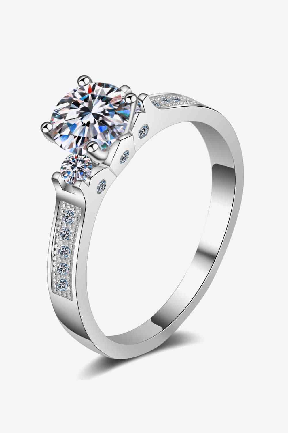 Lucky Charm Moissanite Rhodium-Plated Ring - Ladyez