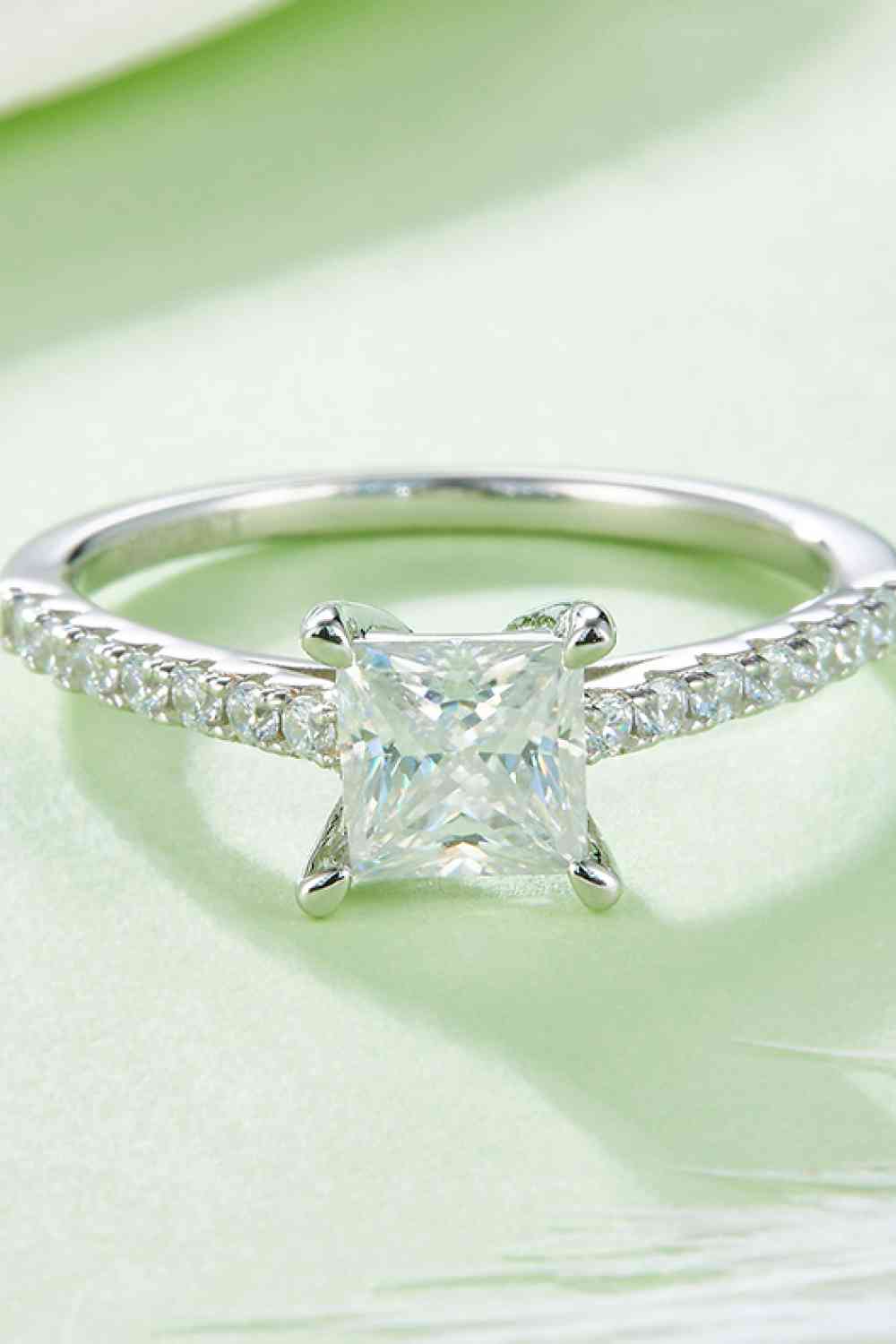 1.21 Carat Moissanite 925 Sterling Silver Side Stone Ring - Ladyez