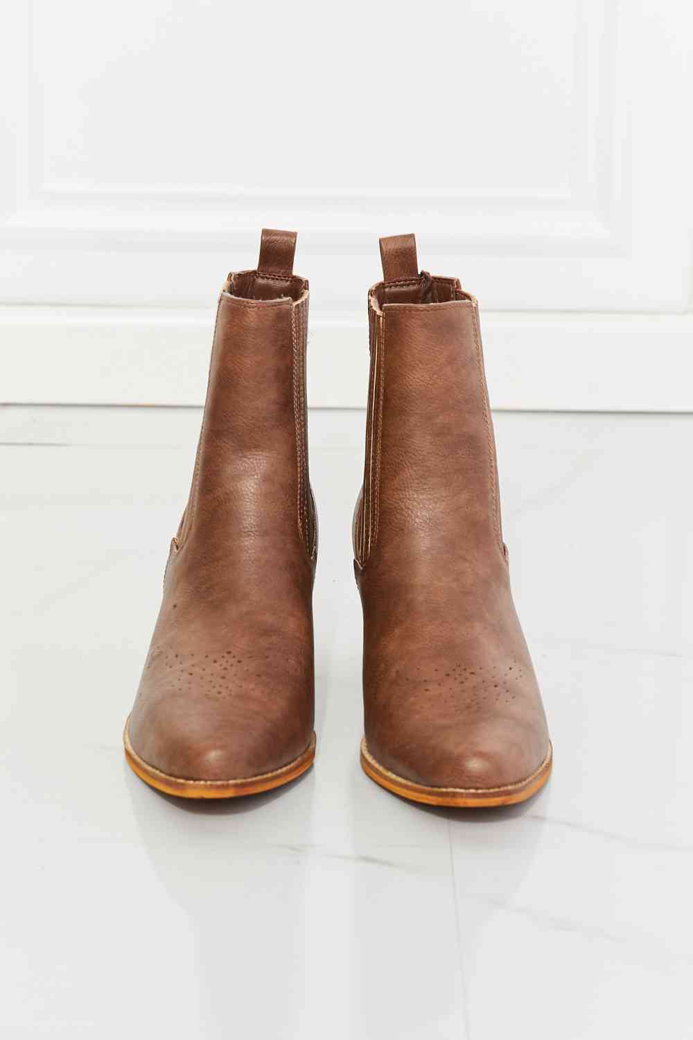 MMShoes Love the Journey Stacked Heel Chelsea Boot in Chestnut - Ladyez