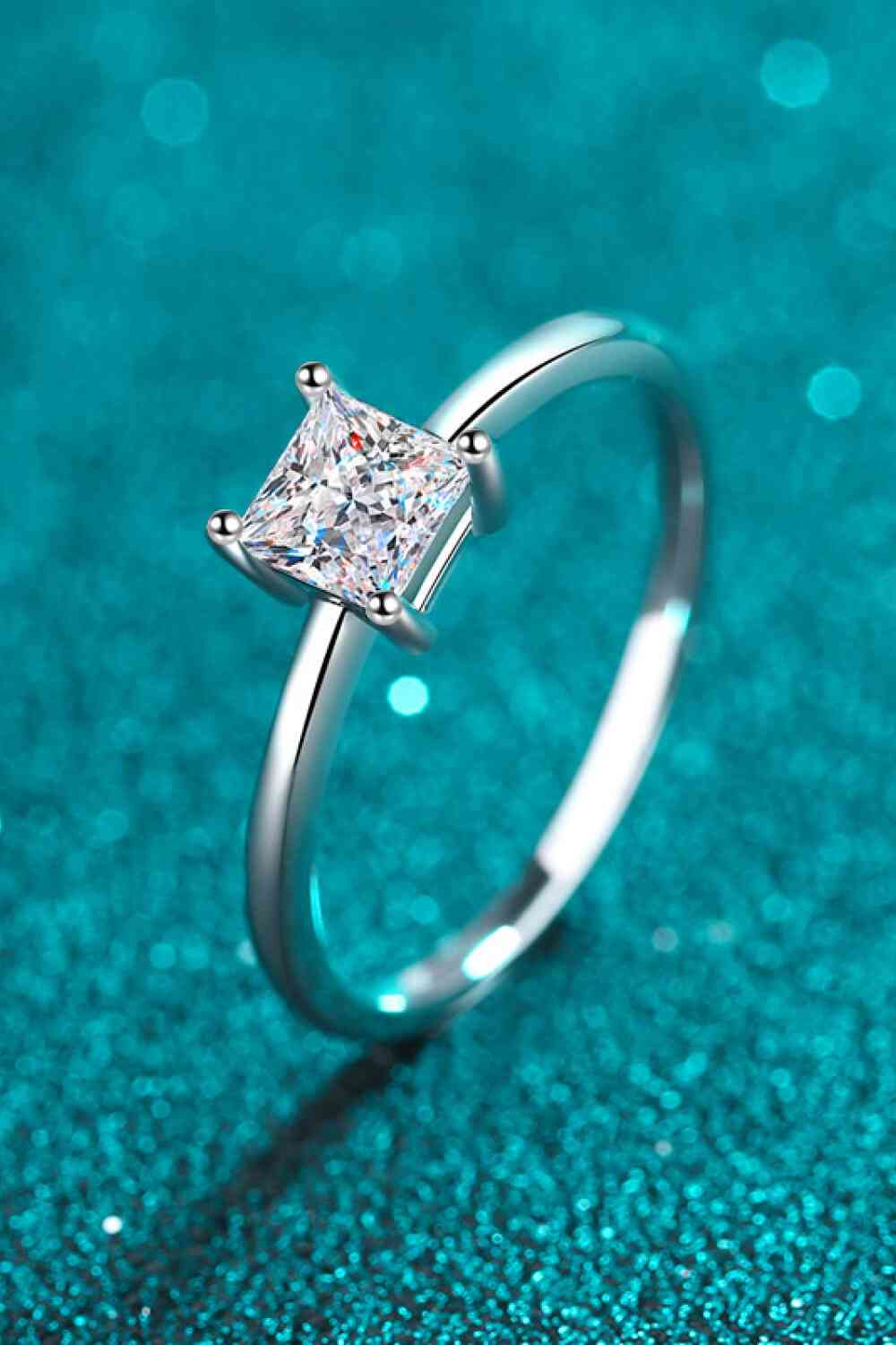 925 Sterling Silver Moissanite Solitaire Ring - Ladyez
