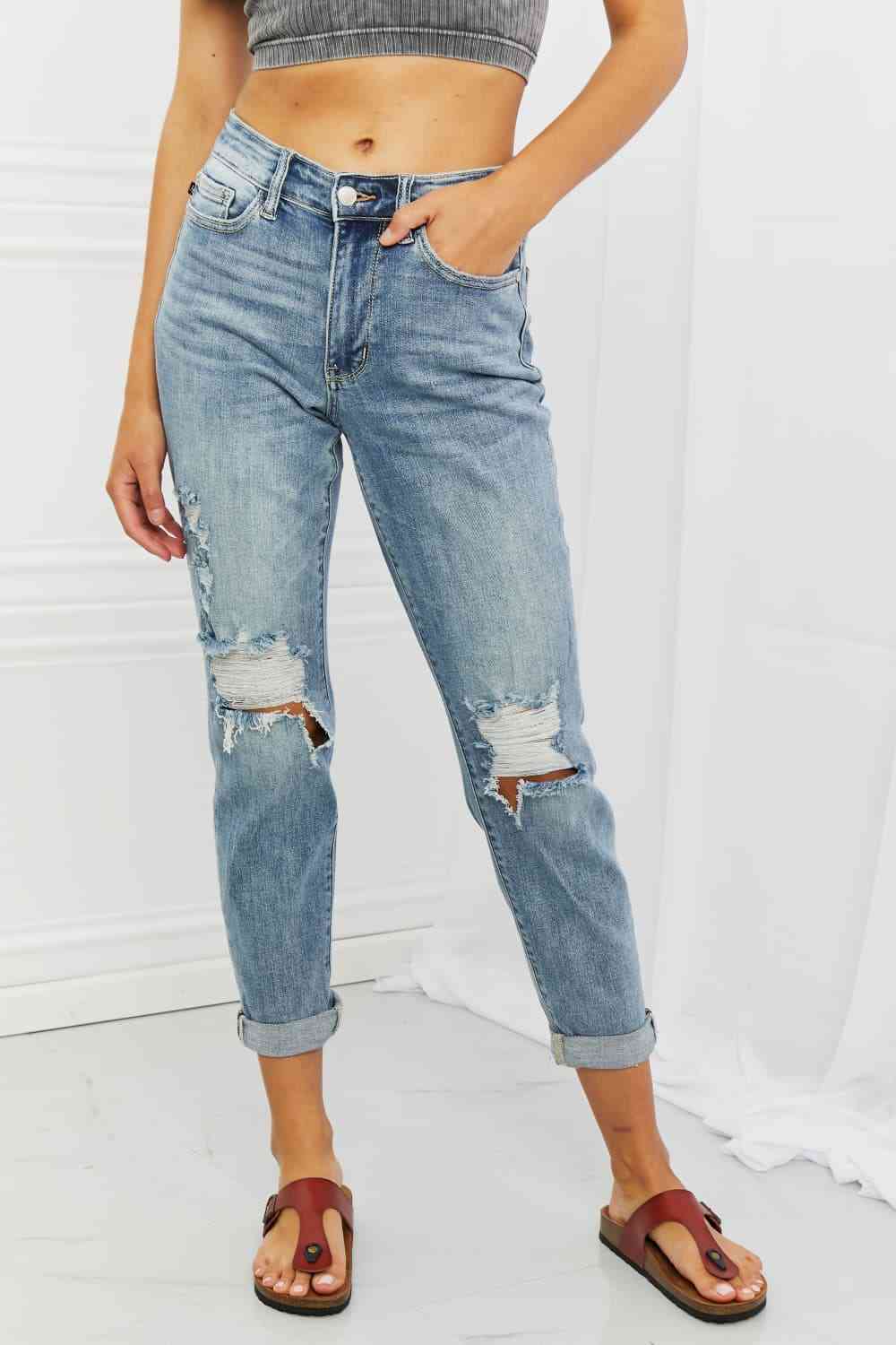 Judy Blue Malia Full Size Mid Rise Boyfriend Jeans - Ladyez