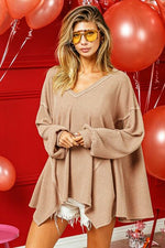 BiBi V-Neck Waffle Uneven Hem Top - Ladyez