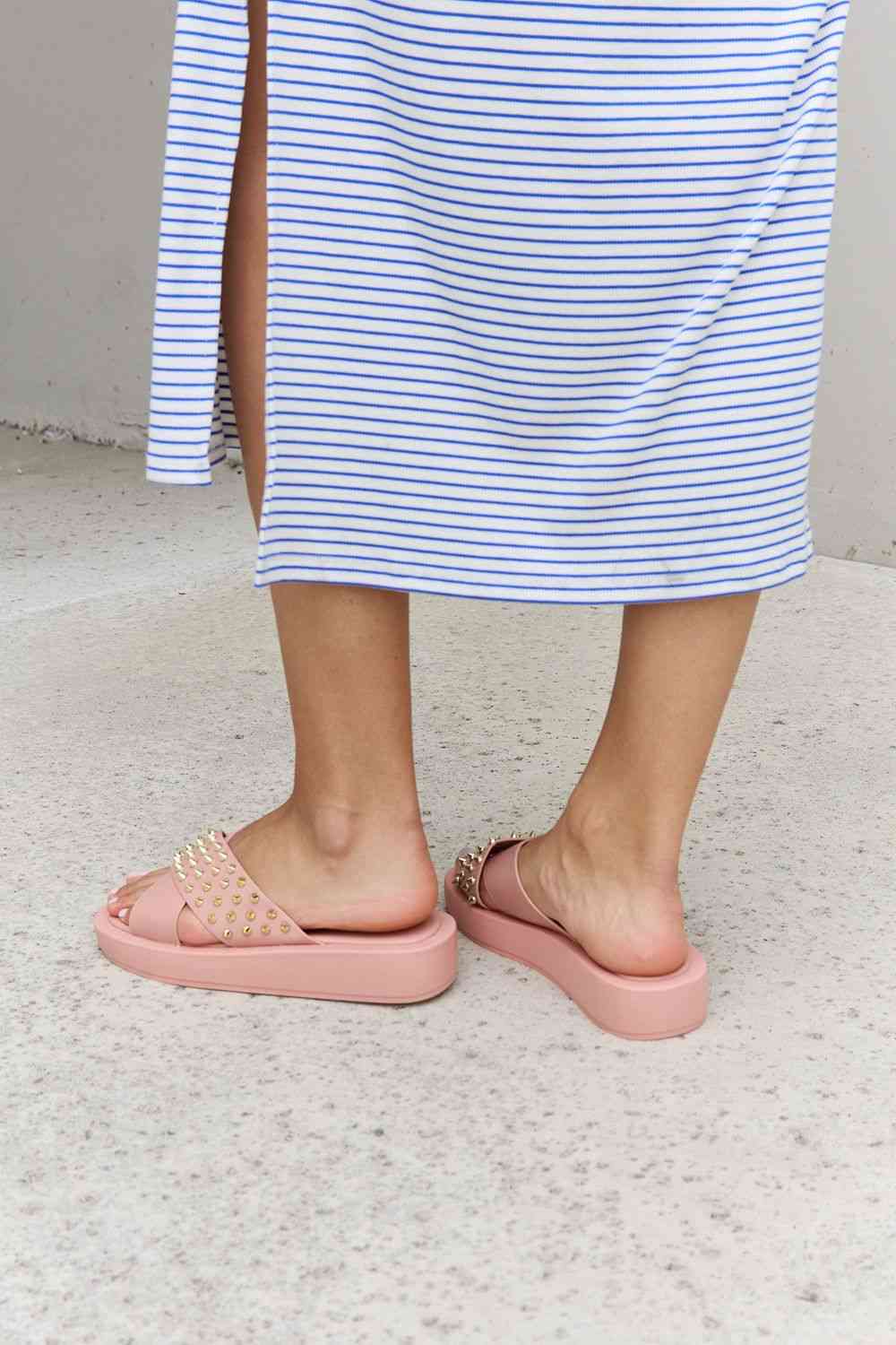 Forever Link Studded Cross Strap Sandals in Blush - Ladyez