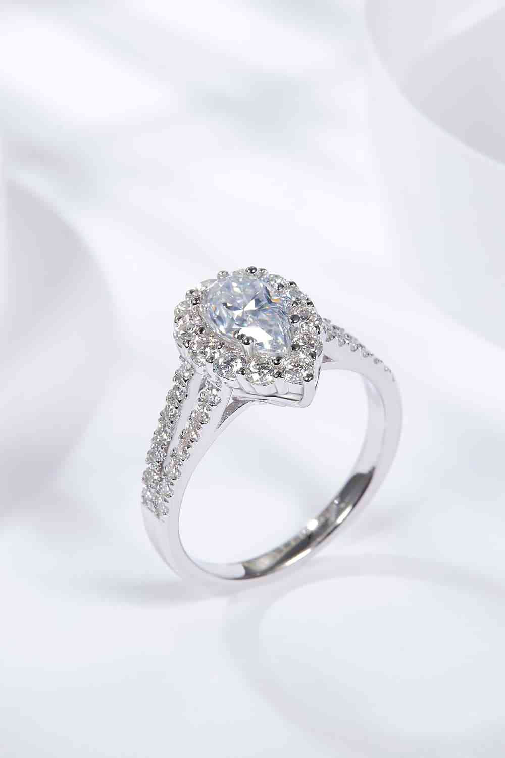 1 Carat Moissanite Teardrop Split Shank Ring - Ladyez