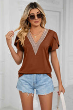 Contrast Trim Petal Sleeve V-Neck Top - Ladyez