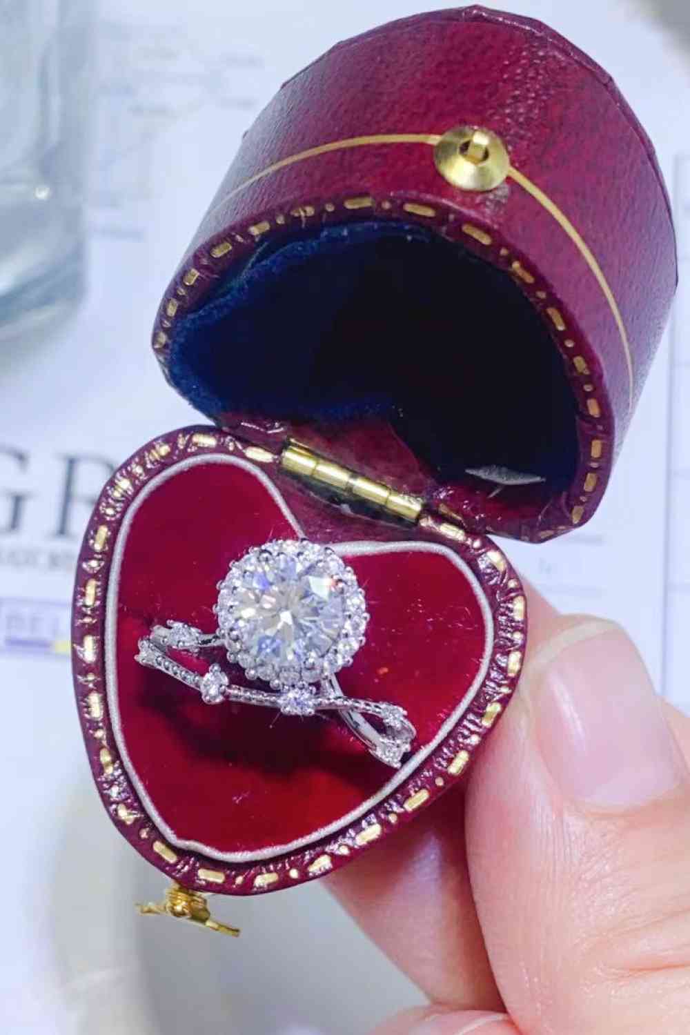 1 Carat Moissanite Platinum-Plated Ring - Ladyez