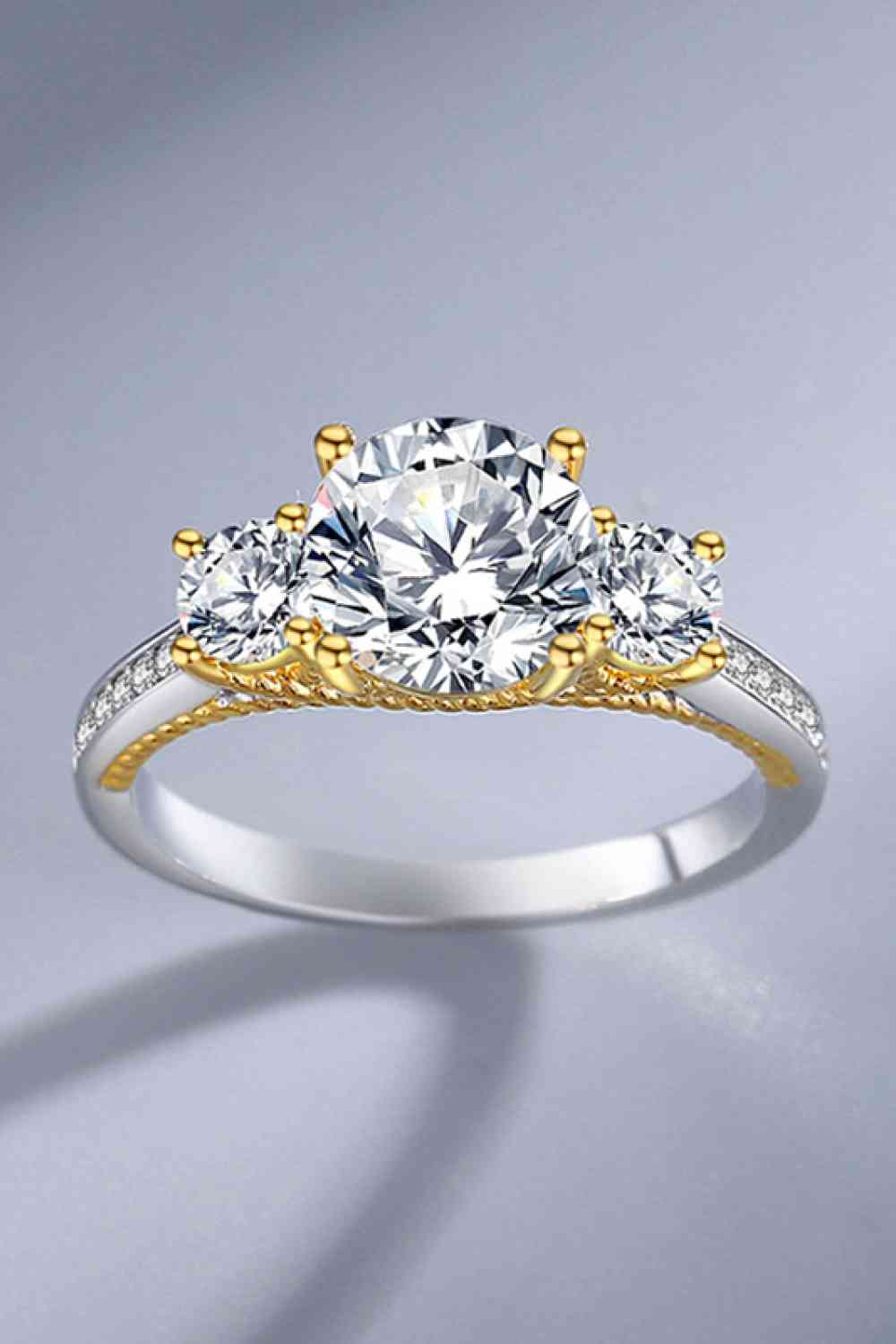 2 Carat Moissanite Contrast Ring - Ladyez